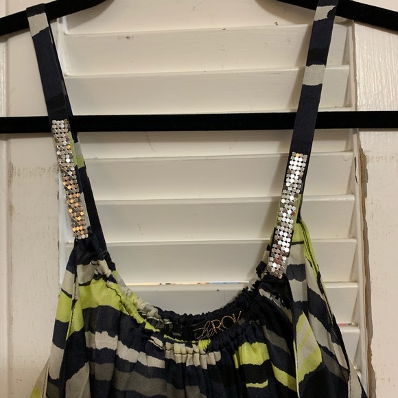 Fun Going Out Blouse - Picture 3 of 4